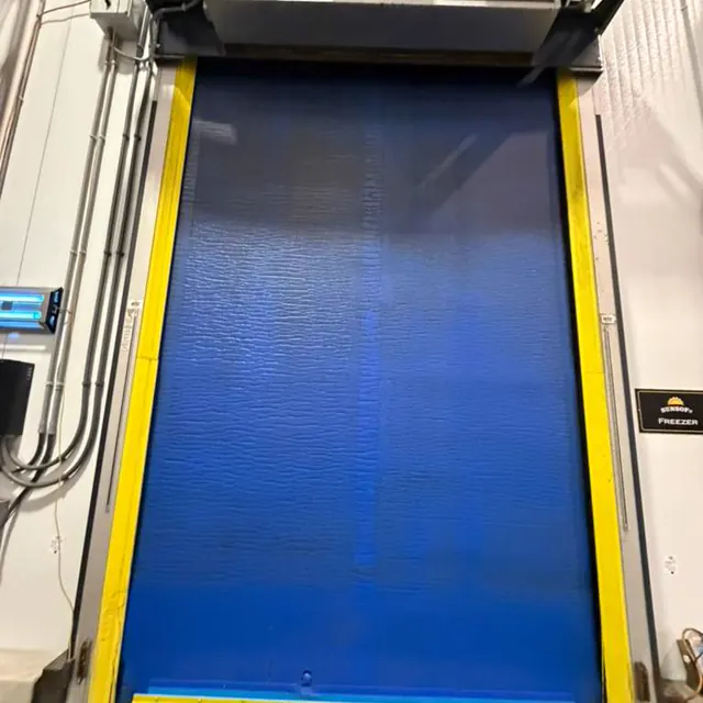 Automatic access field media 023